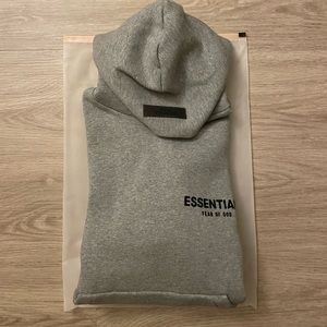 Essentials Hoodie Kids Size 6/7